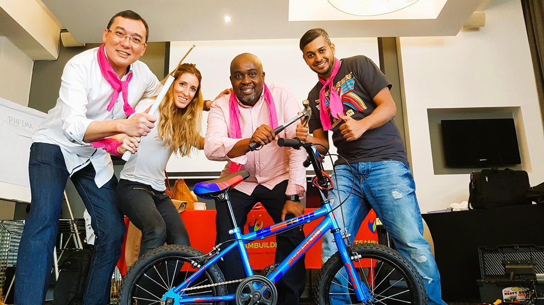 Team Building group photo